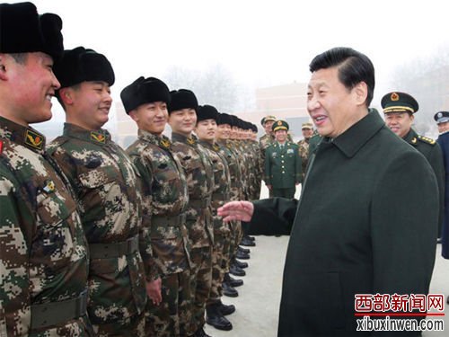 习近平视察部队