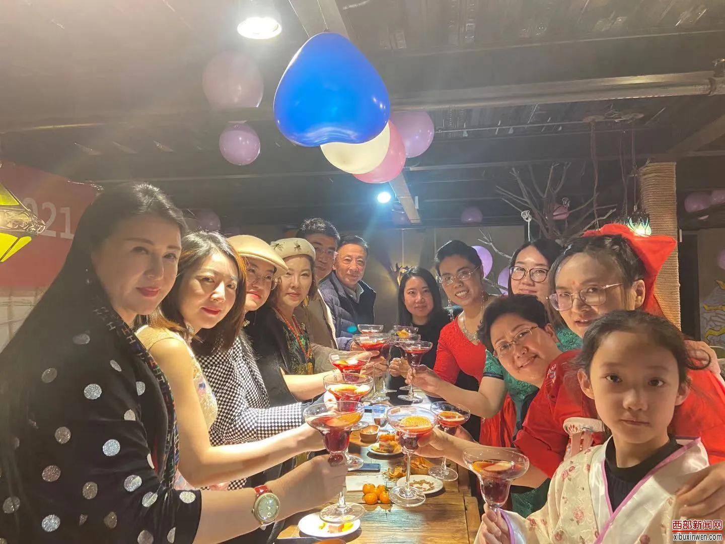 西安市陕北女子商会筹备组跨年乡情会举行